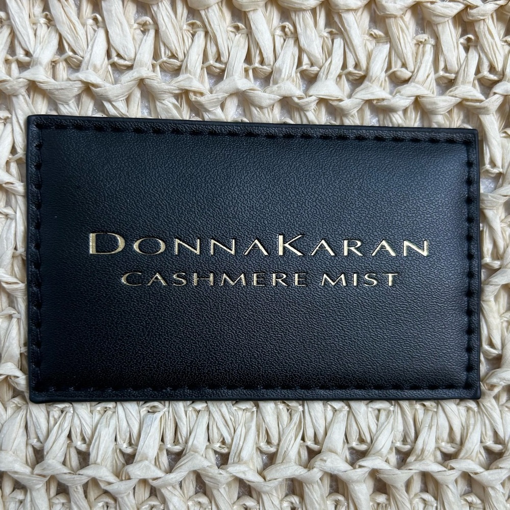 DONNA KARAN ‘Cashmere Mist’ Woven‎ Straw Tote/Shoulder Lined Travel Beach NWOT! - Picture 2 of 8
